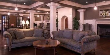 Niagara Crossing Hotel and Spa